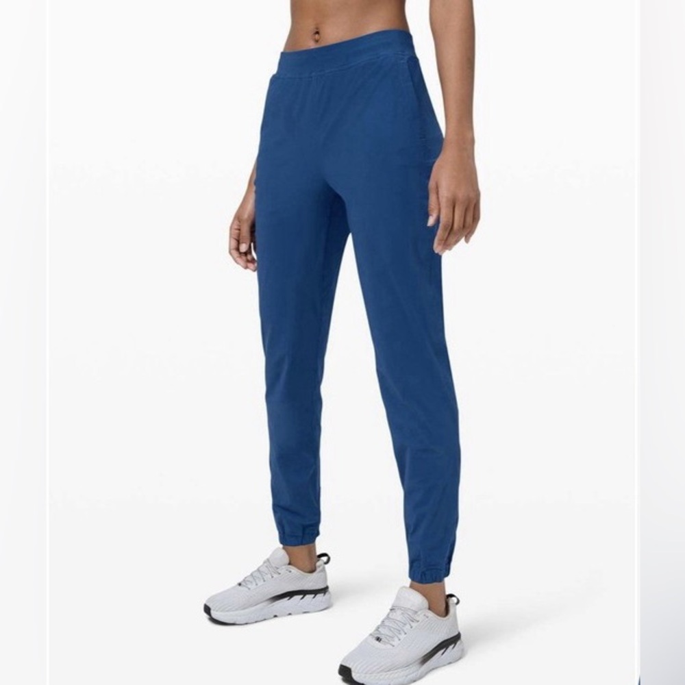 Lululemon Adapted State Jogger in Regatta Blue (US 8)